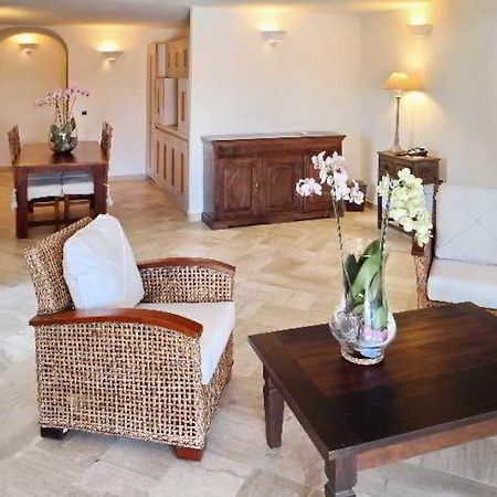 Residence Living Poltu Quatu أرتْساكينا المظهر الخارجي الصورة