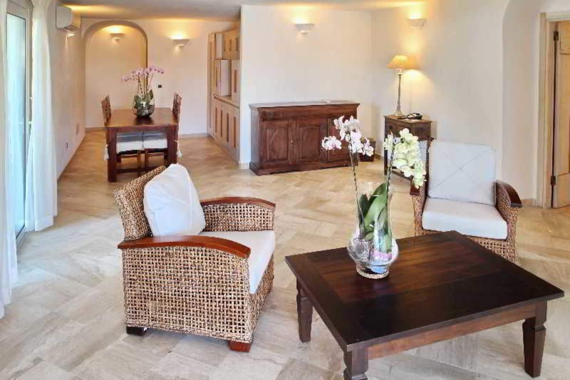 Residence Living Poltu Quatu أرتْساكينا المظهر الخارجي الصورة